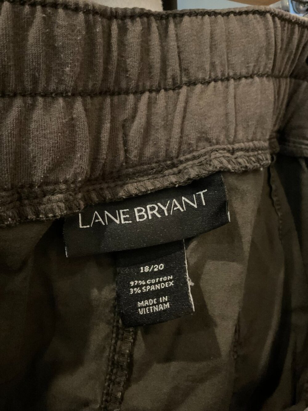 Lane Bryant Cargo Jogger Pants Olive Khaki Size 18/20 Cotton Drawstring - Picture 3 of 4